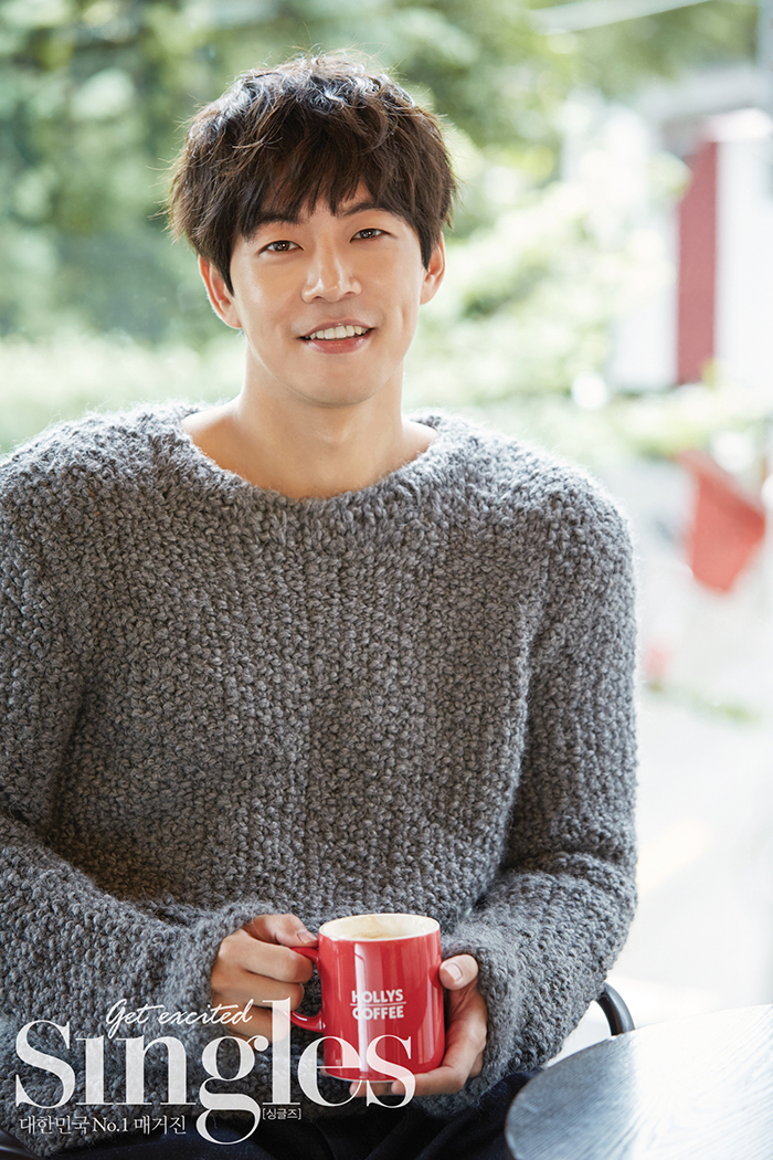 September 2015 – Singles] Lee Sang Yoon's Scent – Interview – The Sunny Town